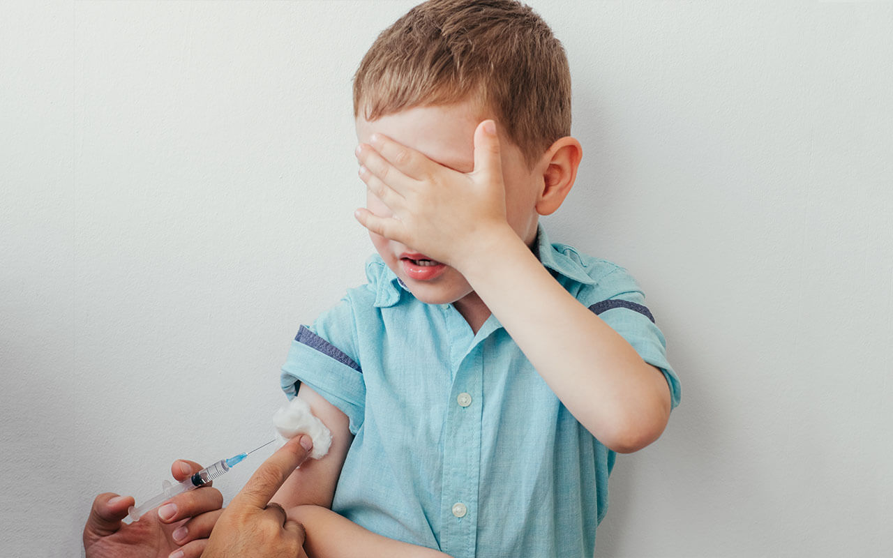 Szczepienia ochronne a koronawirus: Szczepienia dzieci przywrócone! Co z pominiętymi dawkami?