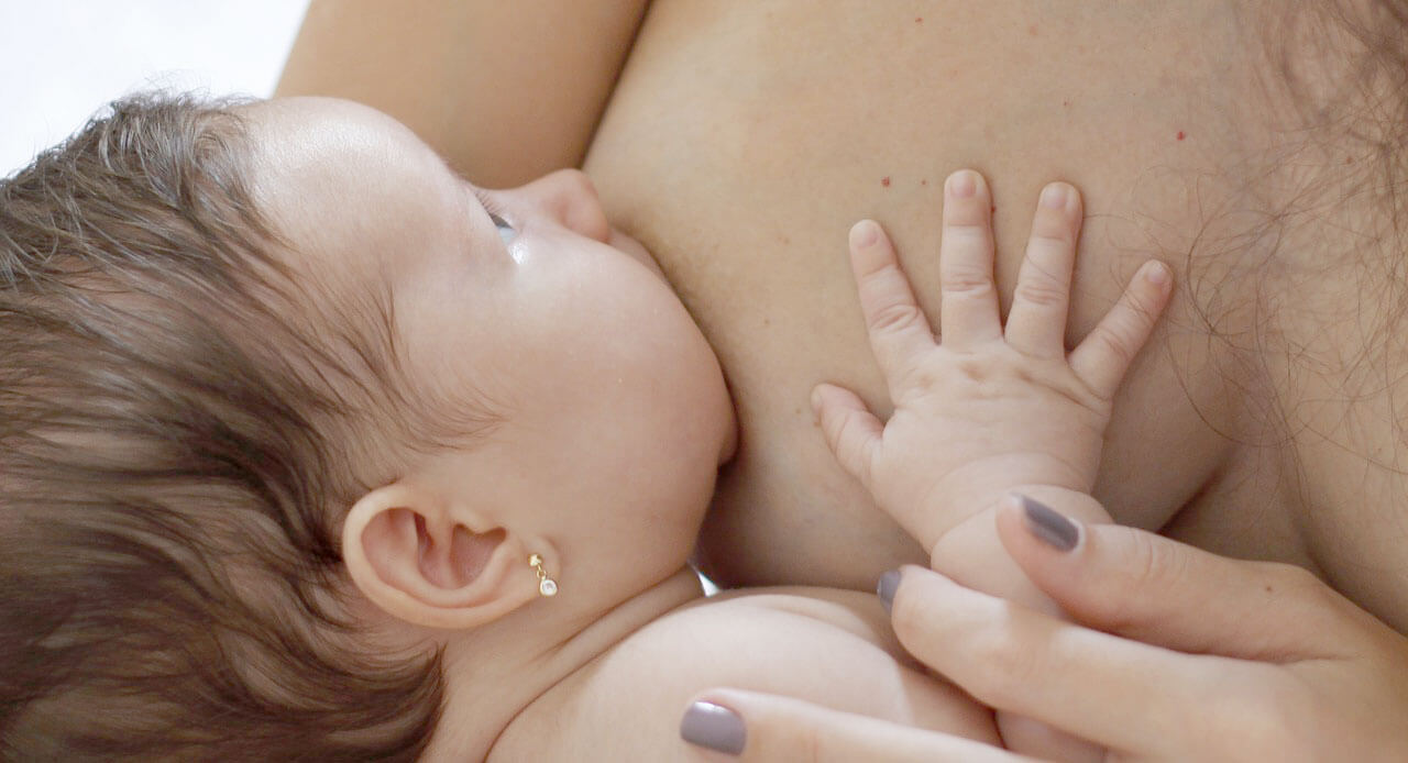 Rozszerzanie diety niemowlaka karmionego piersią