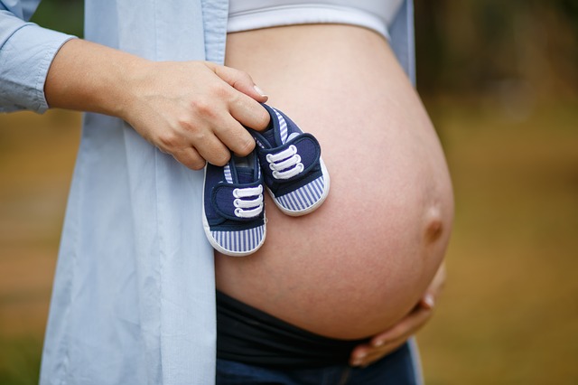 Okres w ciąży: Czy jest możliwy? Co oznacza?