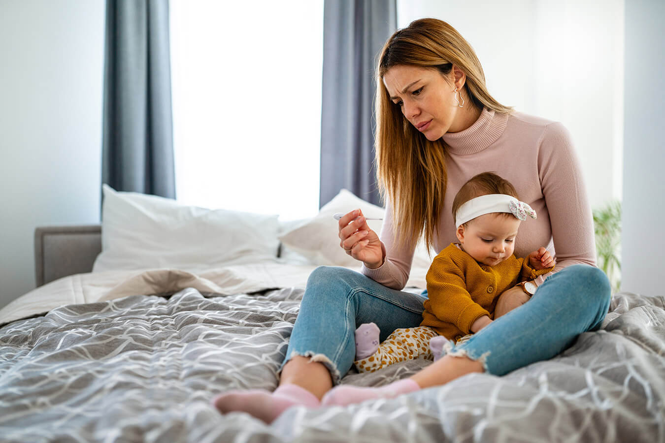 Gorączka u niemowląt: Jak ją skutecznie obniżyć?