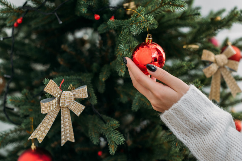 Jak ubrać choinkę? Zobacz najpiękniejsze dekoracje choinek na 2018 rok!