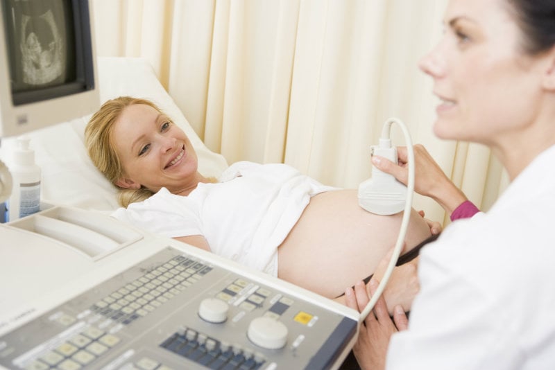USG w ciąży: 3 momenty, w których warto wykonać badanie
