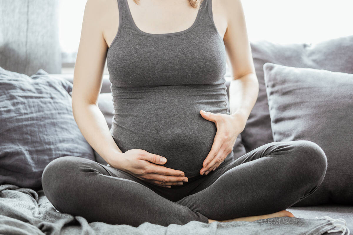 Obniżenie brzucha w ciąży: Ile przed porodem opada brzuch?