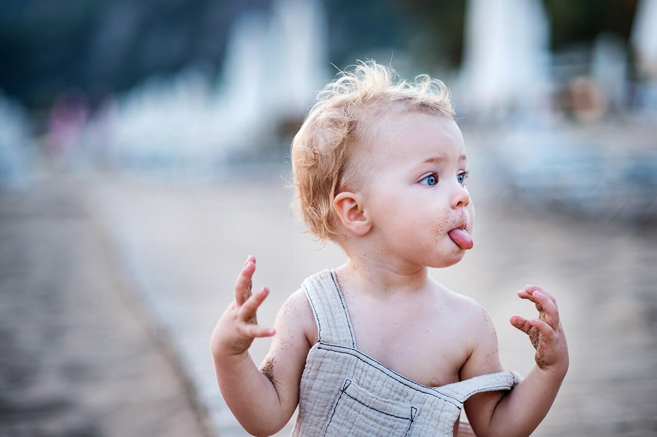 Biały nalot na języku: Co oznacza u niemowlaka, a co u kobiety w ciąży?
