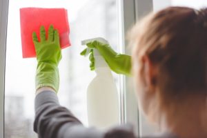 mycie okien bez smug