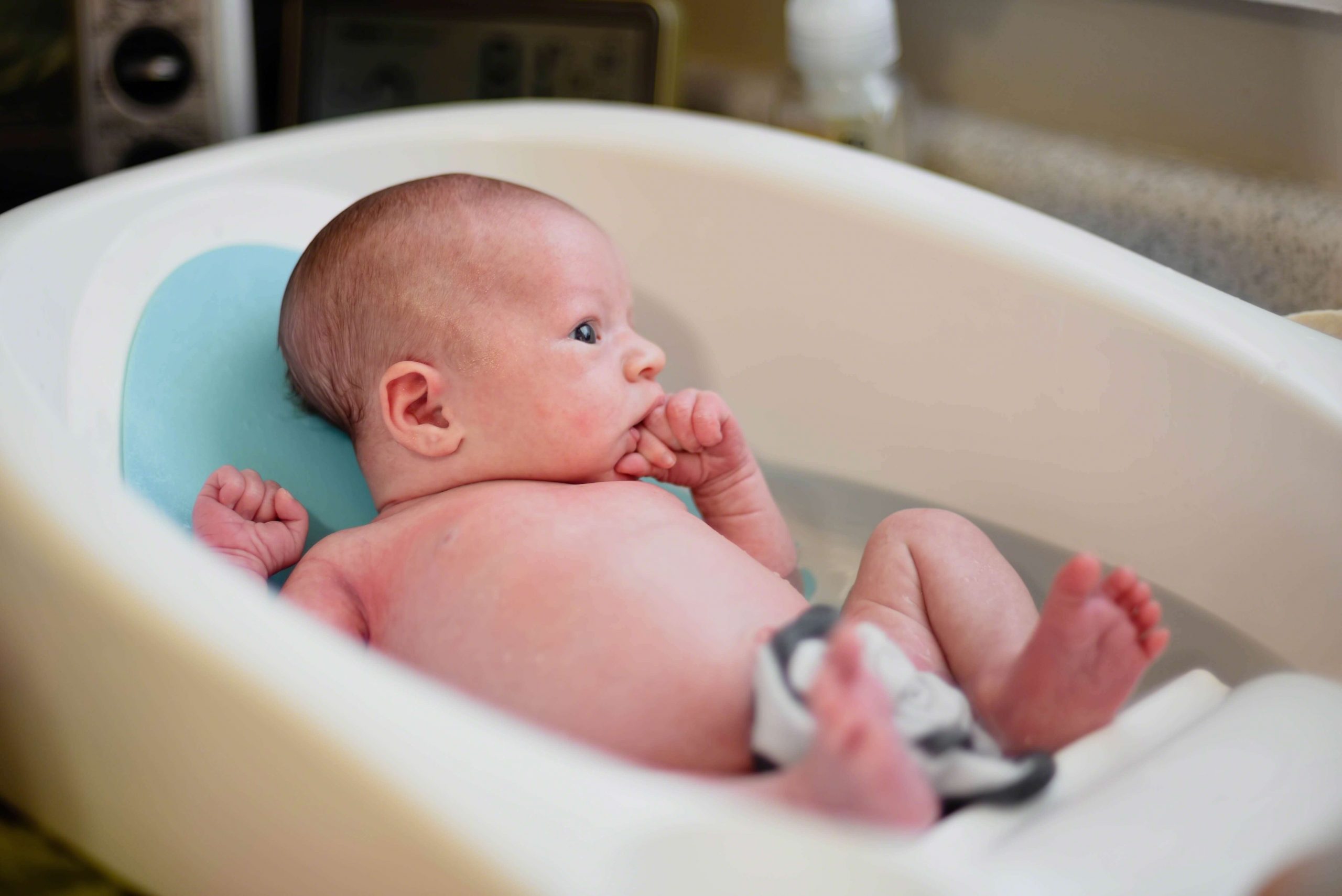 Jak wykąpać noworodka krok po kroku?
