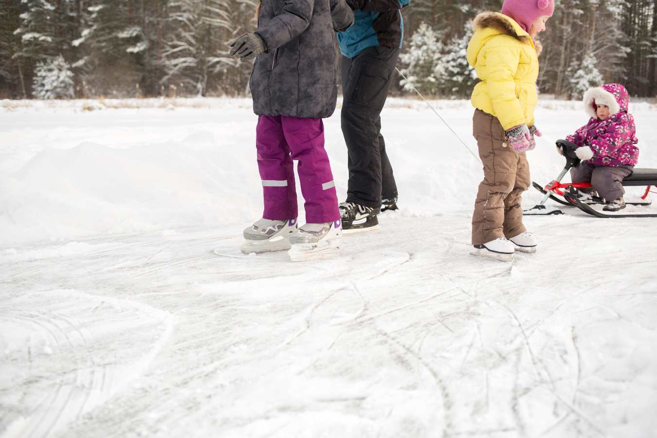 Ferie zimowe 2022 – terminy nie są pewne! Rodzice i uczniowie nie będą zadowoleni. Kiedy nastąpi przerwa zimowa?