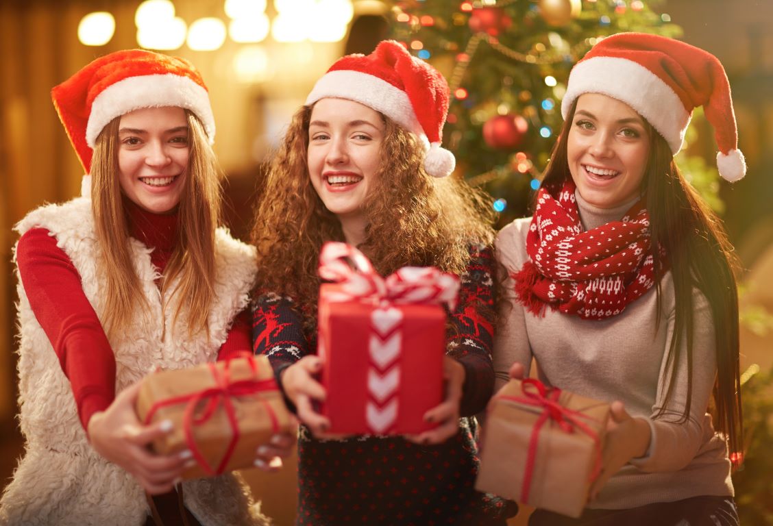 Kosmetyki pod choinkę – sprawdzony sposób na prezent świąteczny?