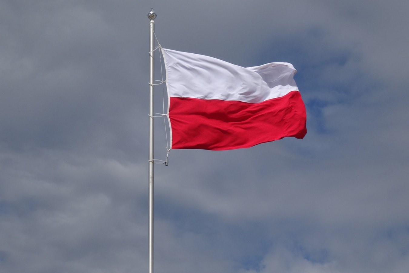 Ile zwrotek ma hymn Polski? Oryginalny tekst Mazurka Dąbrowskiego wyglądał inaczej niż współcześnie