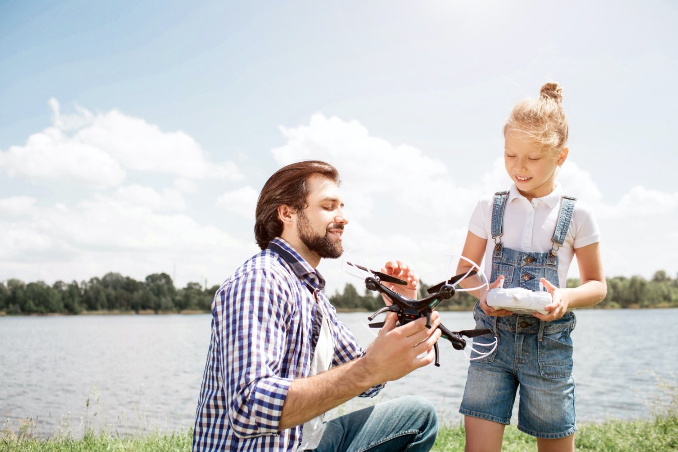 Jakie drony kupić dziecku na wakacje? Na co zwrócić uwagę?